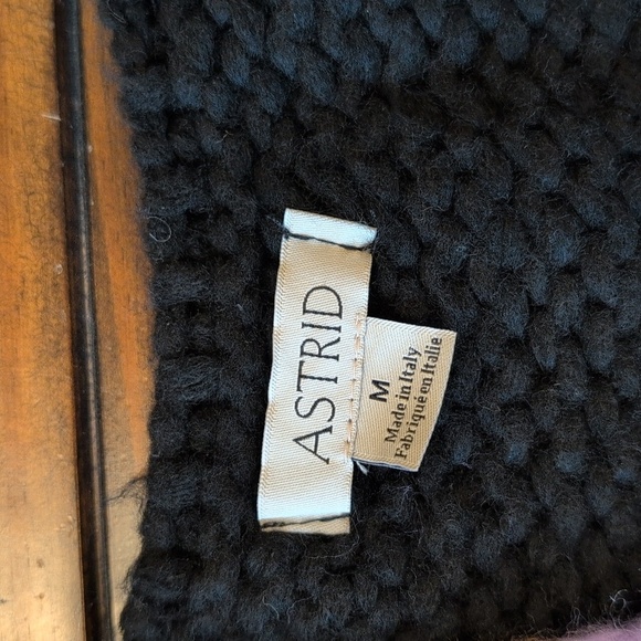 Astrid Open Front Chunky Knit Cardigan - Picture 5 of 11